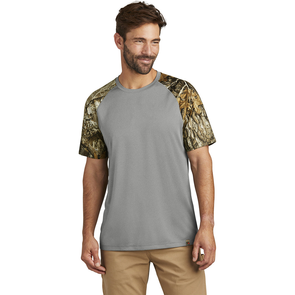 Russell Outdoors Men's Grey Concrete Heather/ Realtree Edge Realtree Colorblock Performance Tee